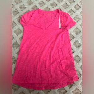 Lilly Pulitzer Ella V-Neck tee